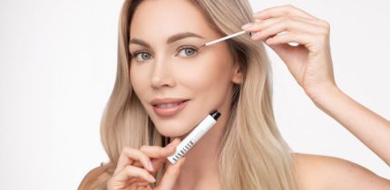 growth eyelash serum with peptides nanolash