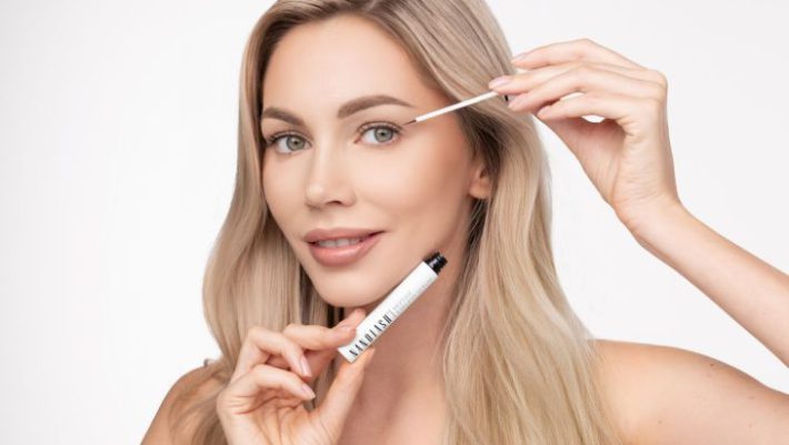 growth eyelash serum with peptides nanolash